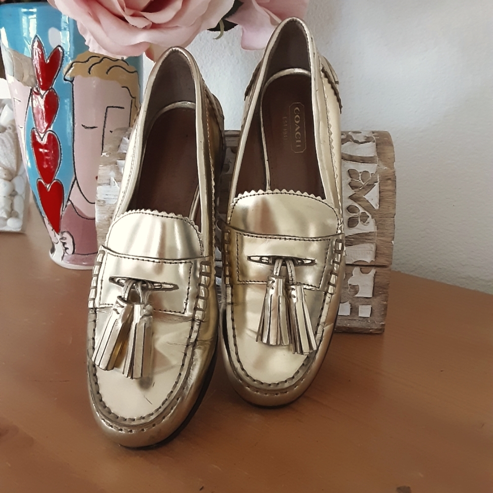 💝 COACH Loafers